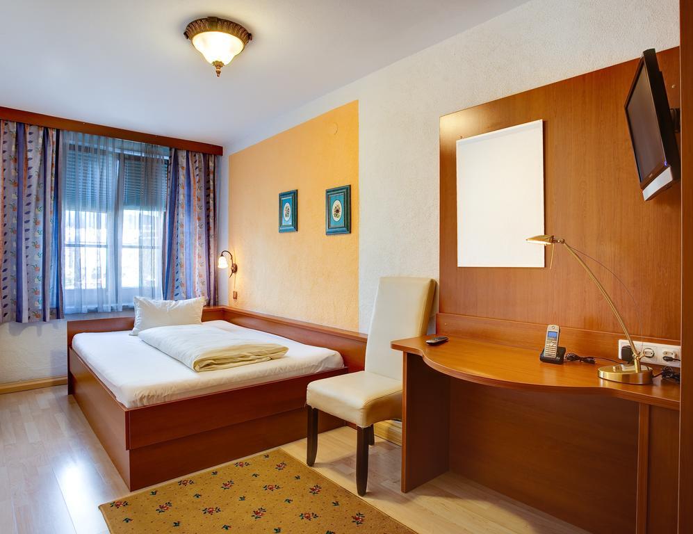 Cityhotel Schwarzer Baer Innsbruck Bilik gambar